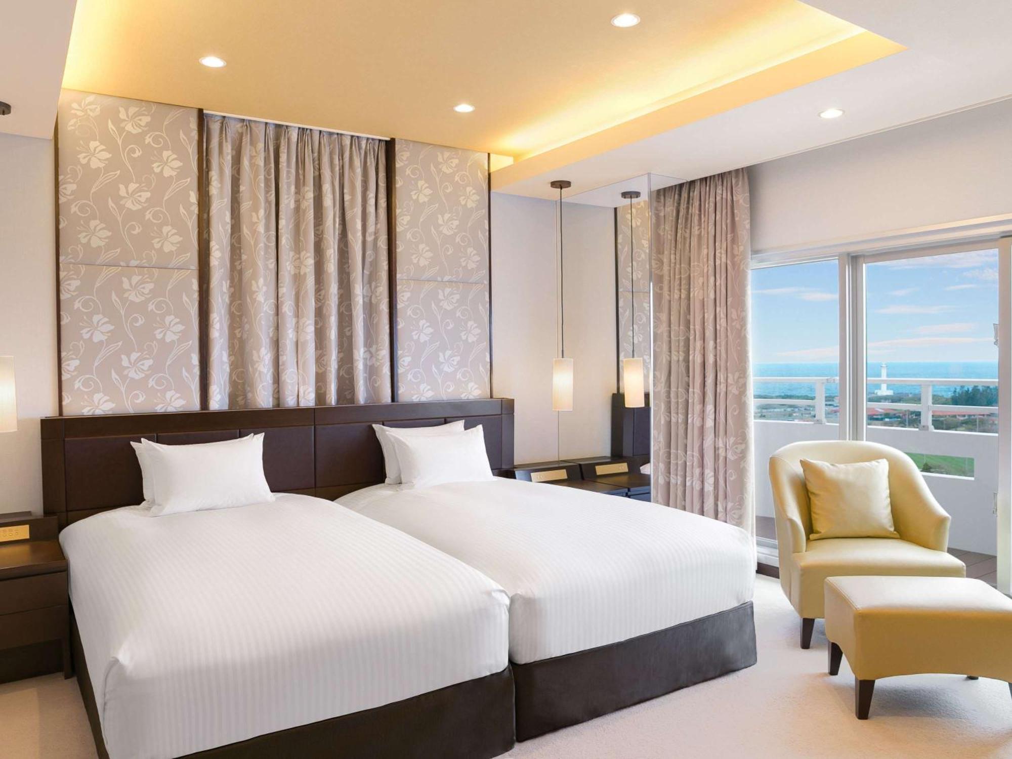 Grand Mercure Okinawa Cape Zanpa Resort Yomitan Exterior photo